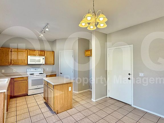 4th image of 10732 E Portobello Ave