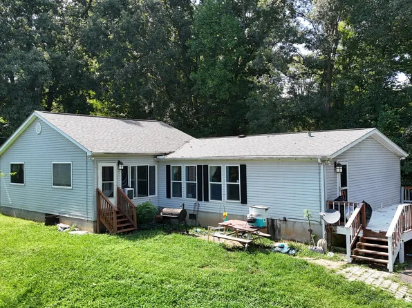 732 French Mill Rd, Dandridge, TN 37725