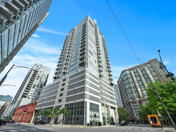 653 N Kingsbury St APT 2008, Chicago, IL 60654