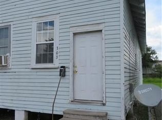 303 Richard St, Gretna, LA 70053