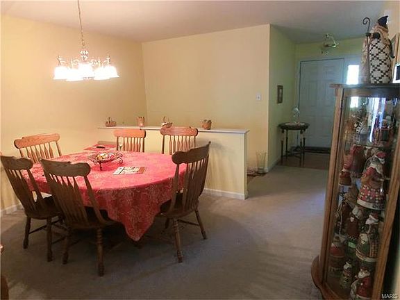 5th image of 10219 Greenwich Pl