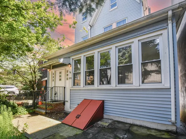 572 Gregory Ave, Weehawken, NJ 07086