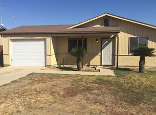 116 N Citrus Ave, Earlimart, CA 93219