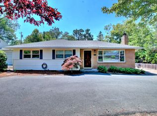 2200 Ruhl Way, Medford, OR 97504