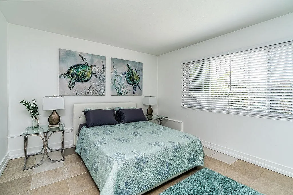2 bed, 760 sqft, $3,100 — Photo 2