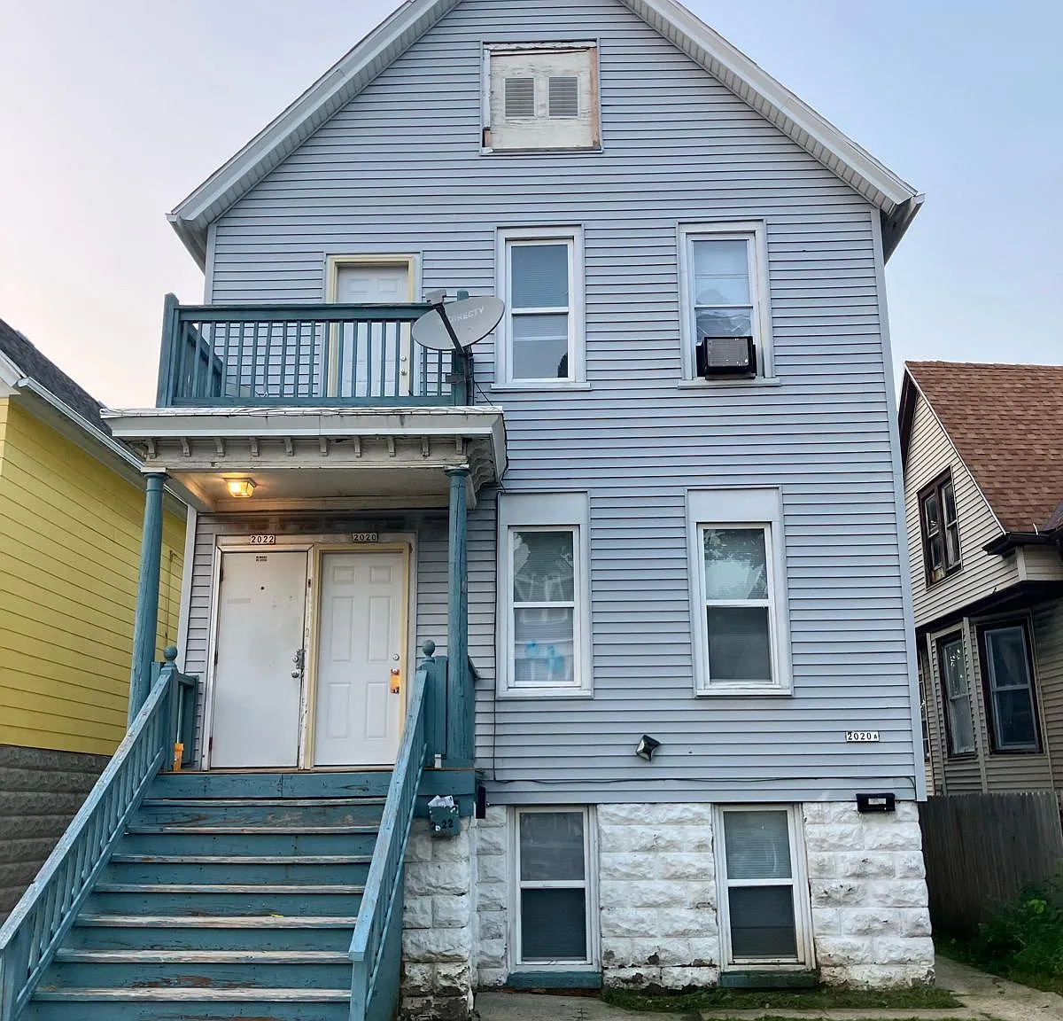 2 bed, $975 — Photo 1