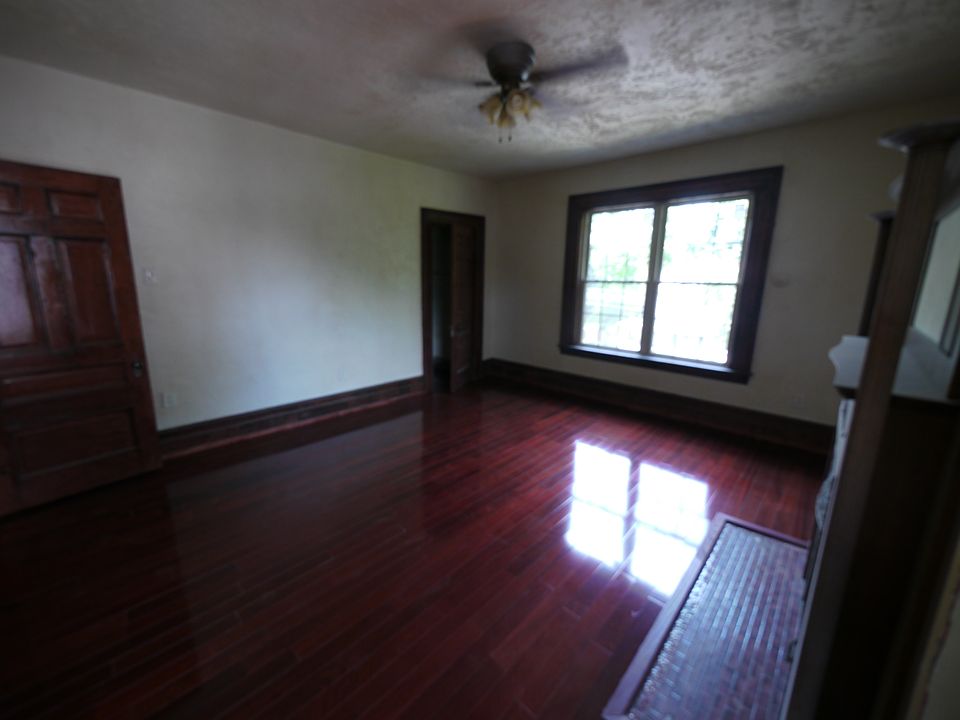 1st image of 231 W Steuben St APT 2