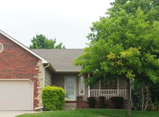 201 N Willowcreek St, Derby, KS 67037