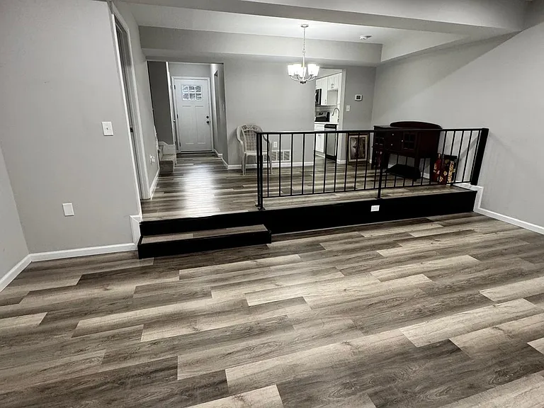 19 Romanoff Ct — Photo 2