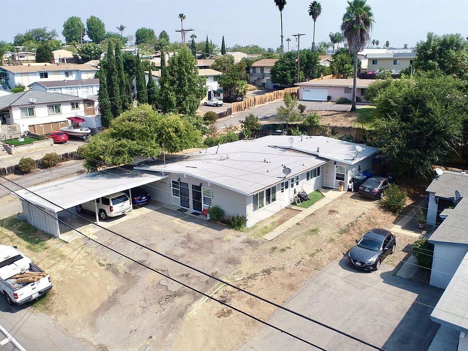 1st image of Plymouth Dr