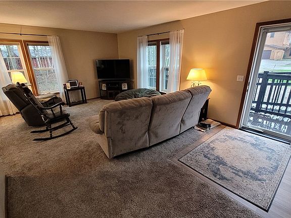 4th image of 5034 Maderia Dr