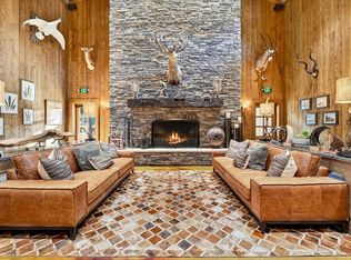 3975 Jarman Hollow Rd, Palmyra, TN 37142