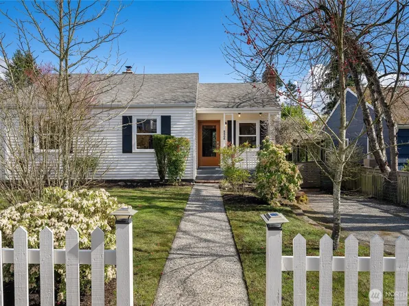 8506 37th Avenue SW, Seattle, WA 98126