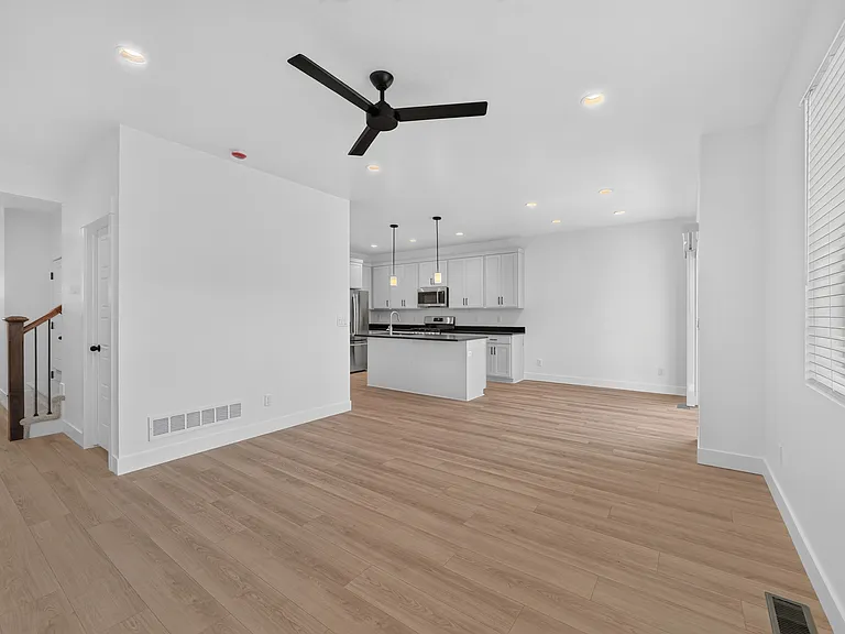 953 W Mountain Hollow Way — Photo 11