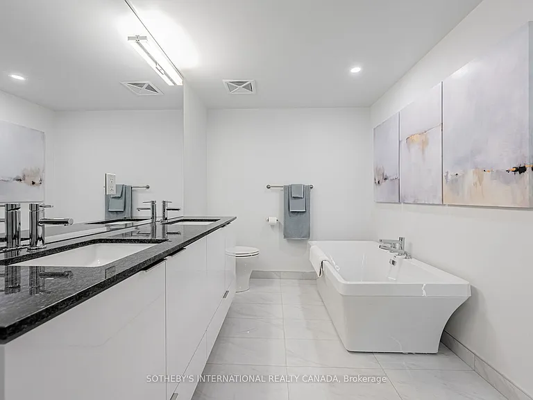 15 Queens Quay E #3403 — Photo 19