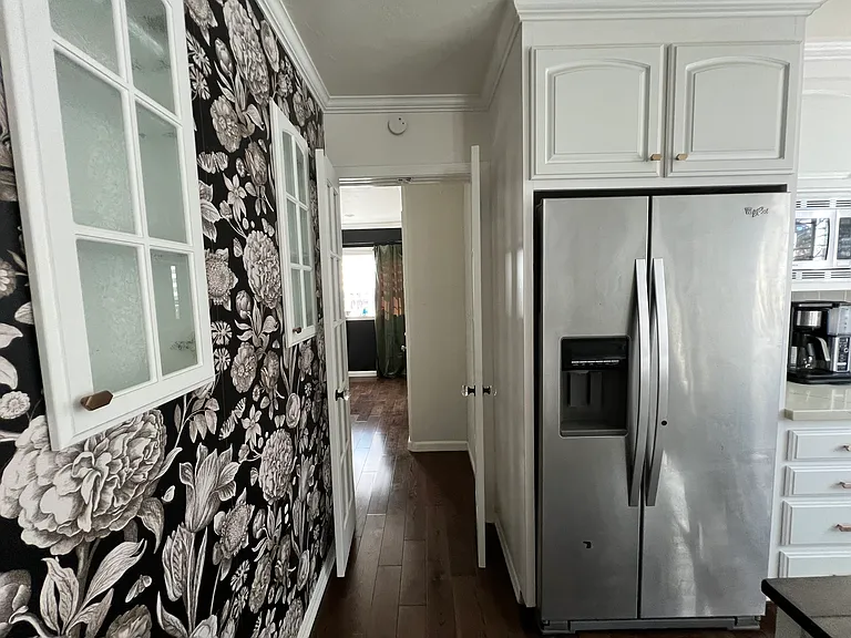 21556 Lake Chabot Rd — Photo 9