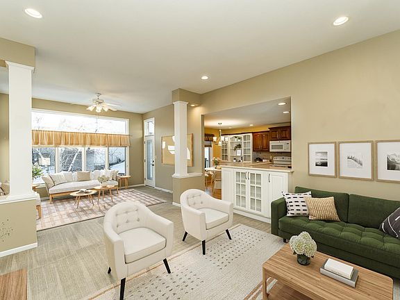 5th image of 5420 Greens Dr NW