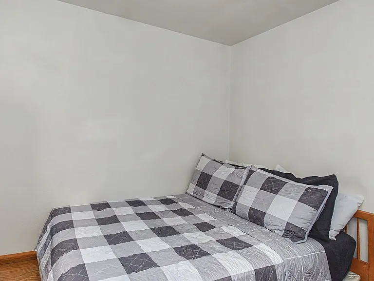 2116 Ferndale Ave — Photo 25