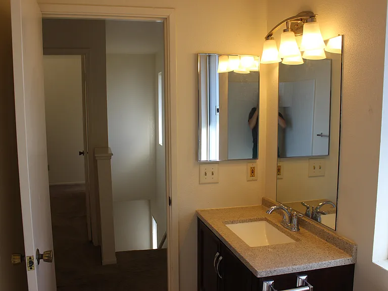 715 Creston Rd #D — Photo 20