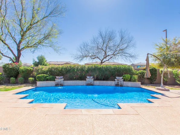 747 E CHARLEVOIX Avenue, Gilbert, AZ 85297