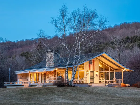 73 Dorset Orchard Road, Dorset, VT 05251