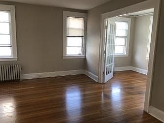 2nd image of 23-25 Homestead Ave