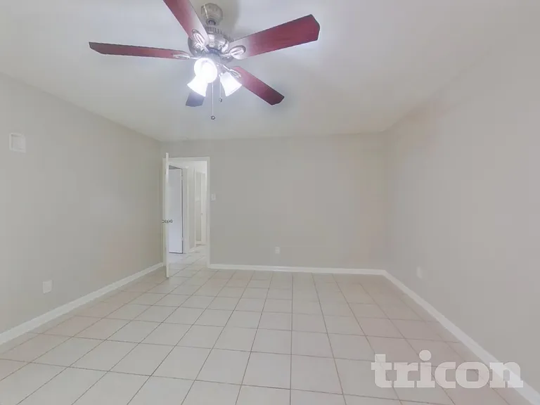 7902 Battlepine Dr — Photo 16