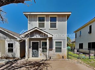 318 Shady Bluff Dr, Wimberley, TX 78676