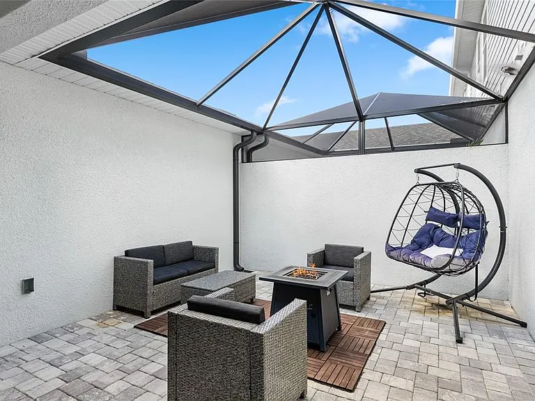 1808 Fender Ln — Photo 15