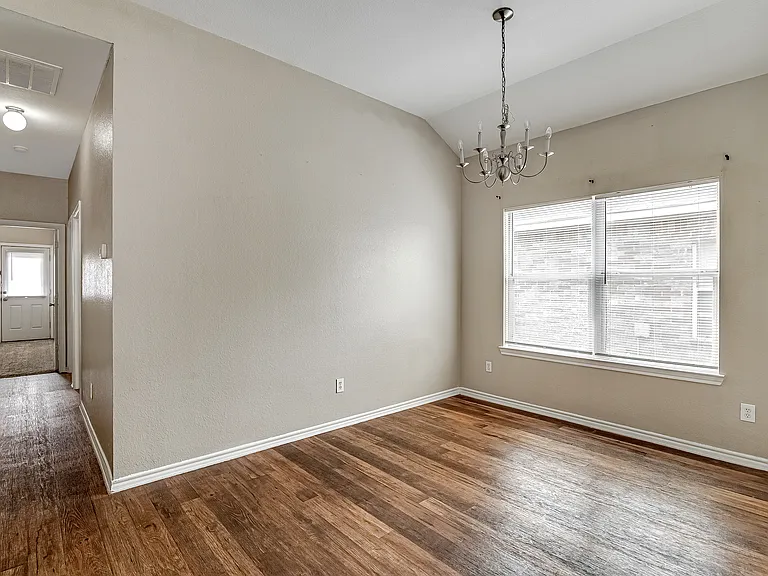 824 Walnut St #824 — Photo 8