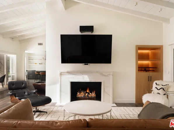 2823 Moraga Dr, Los Angeles, CA 90077