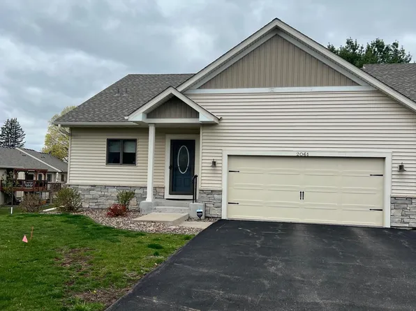 2061 Cardinal Gln, Saint Paul, MN 55109