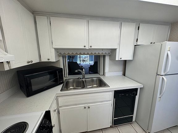 4th image of 1845 S Highland Ave APT 5-14