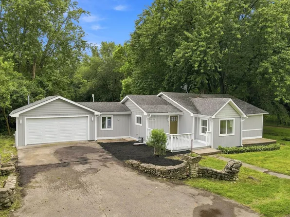 26979 N Ada St, Wauconda, IL 60084