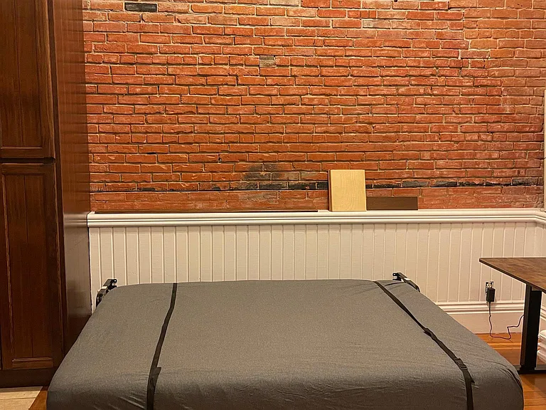 327 1st Ave NW #A — Photo 23