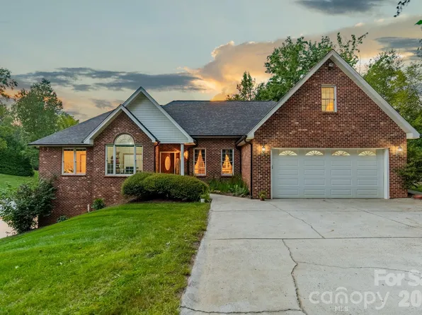 7545 Rabbit Cir, Denver, NC 28037