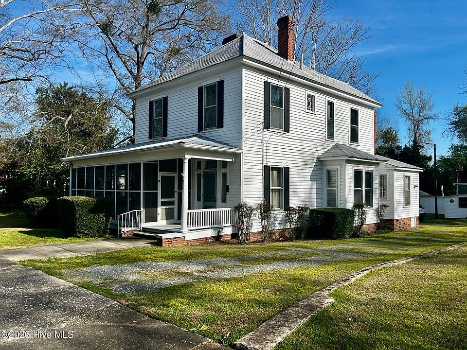 1st image of 514 E Washington Street