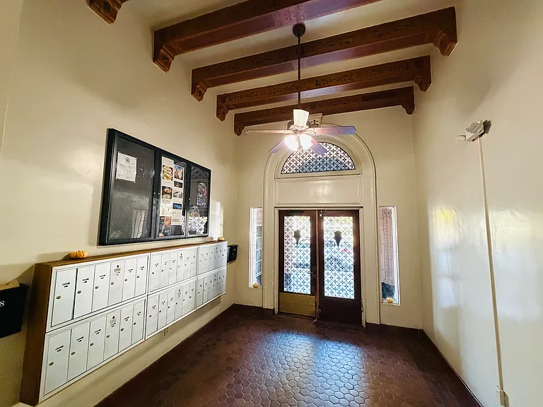 Eden Square Apartments — Photo 8