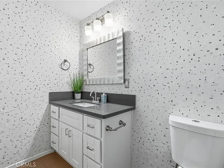 5500 Blanco Ave — Photo 23