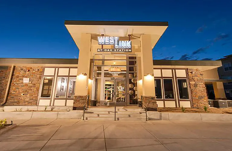 WestLink at Oak Station apartments community photo