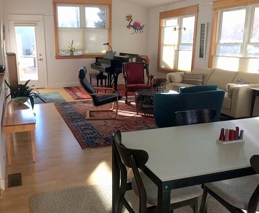 LIVING ROOM LOOKING SOUTH