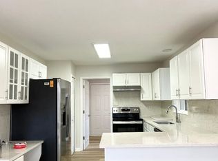 9005 Campbell Creek Dr, Commerce Township, MI 48390