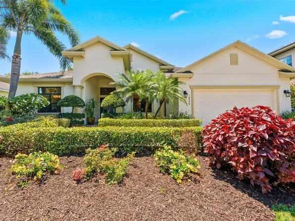 10220 Blossom Trl, Seminole, FL 33772