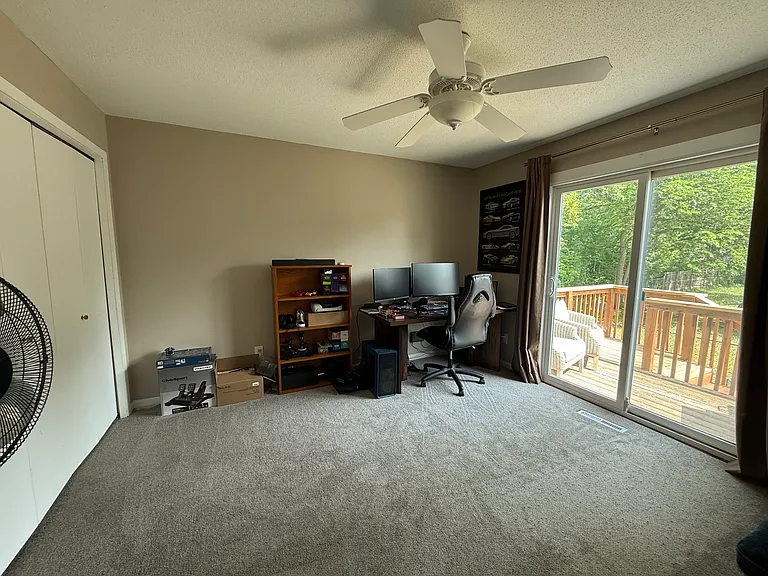 12916 Pilgrim Ln N #12916 — Photo 9