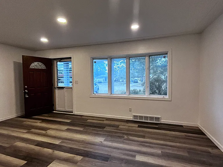 2909 Devore Ct #1 — Photo 7
