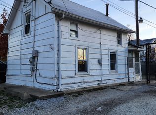 225 N Washington Ave, Kankakee, IL 60901