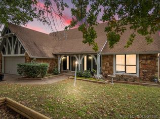 3009 W 69th Pl, Tulsa, OK 74132