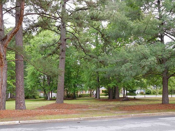 2nd image of 6 Eden Dr Lot 6