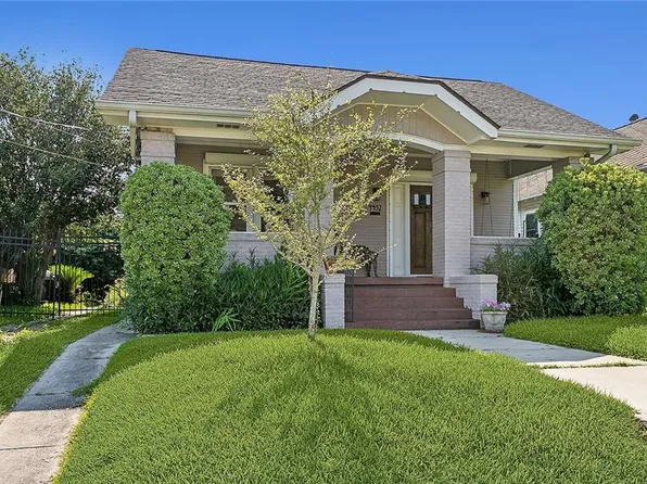 4452 Baccich St, New Orleans, LA 70122