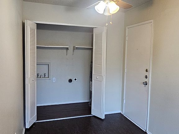 4th image of 125 Astoria Dr